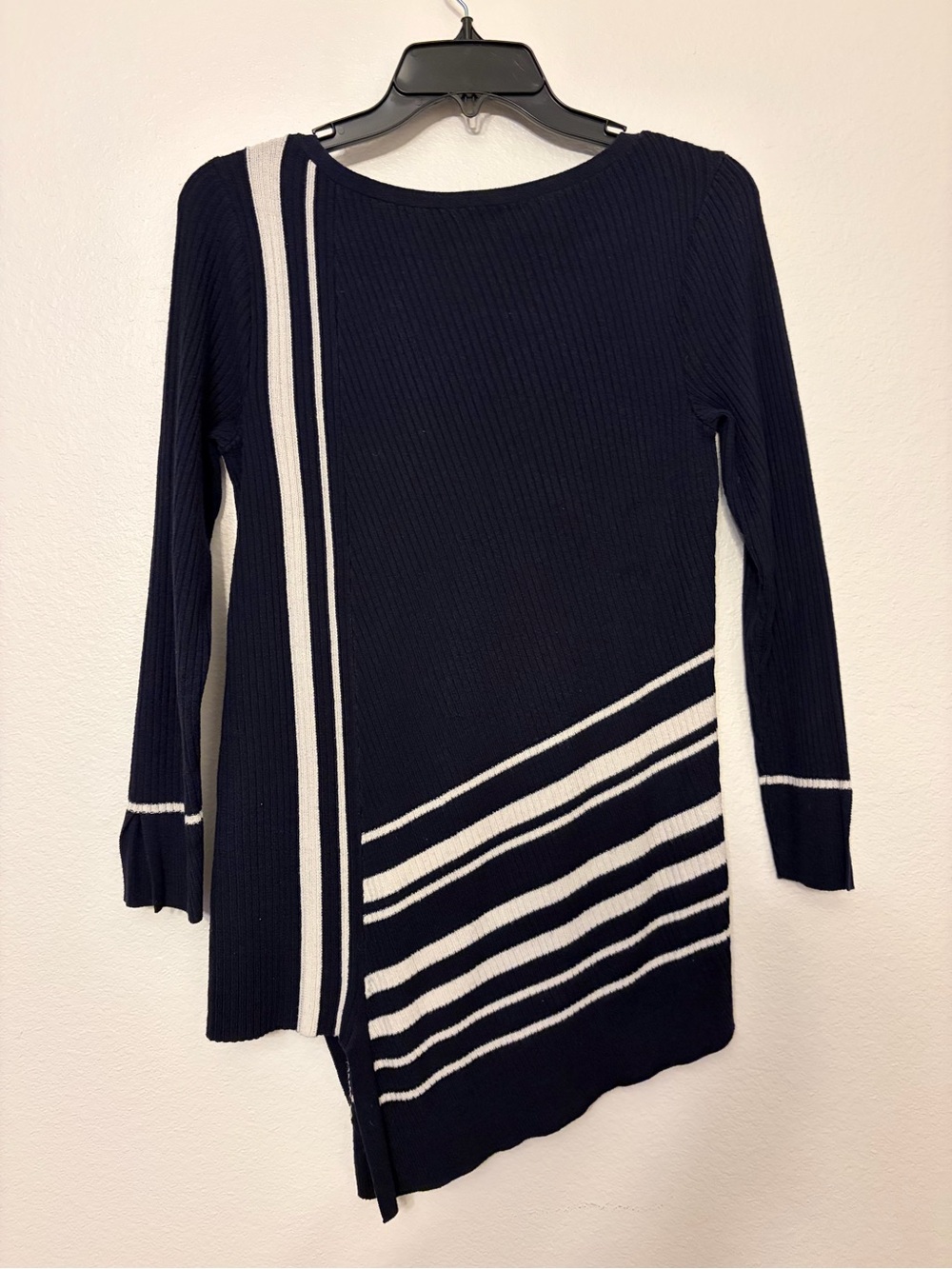 Chico's Womens Small 0 Navy Blue White Asymmetrical Striped Tunic Sweater